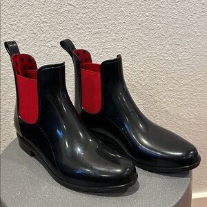Lauren Ralph Lauren - Black and Red Ankle Rain Boots